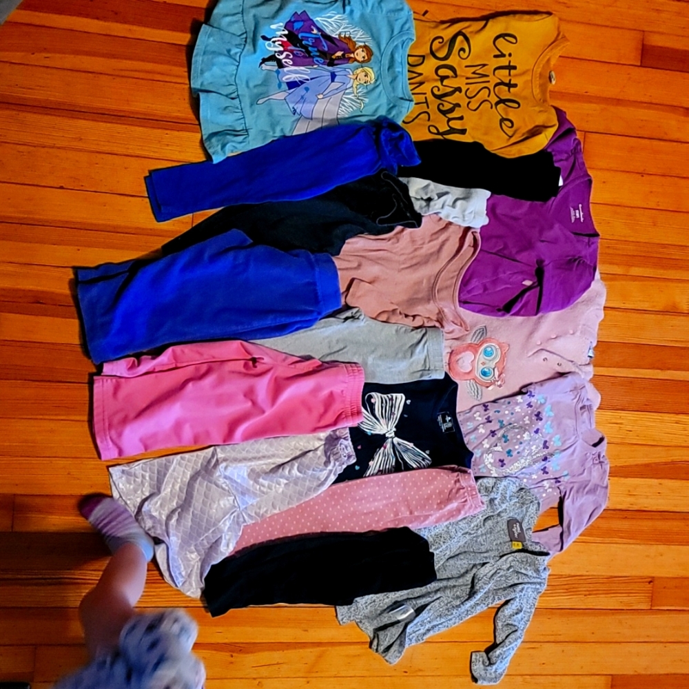 2t girls fall lot